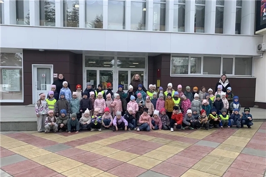 В гостях у сказки: наши воспитанники в Театре юного зрителя! 