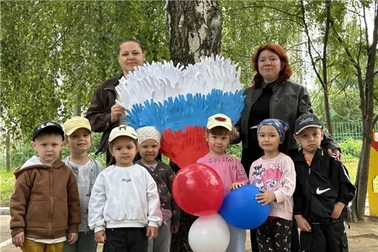 "Россия - в каждой ладошке!"