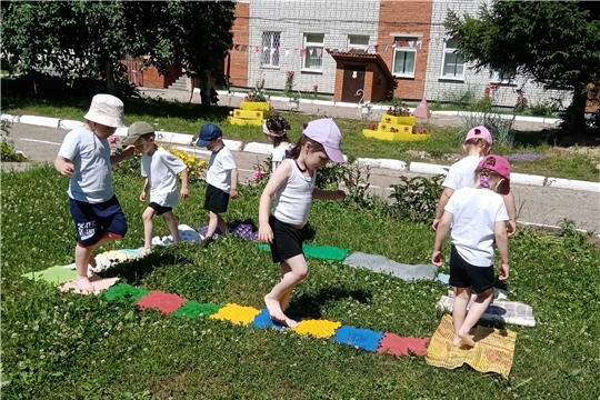 Босиком по радуге, навстречу солнцу!  