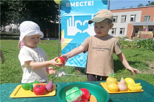 Знакомство малышей с пользой овощей и фруктов