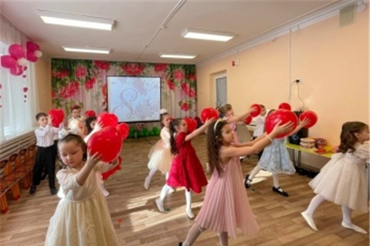 Утренники ко дню 8 марта