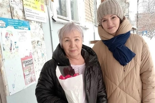 Акция "Цветы мамам героев".