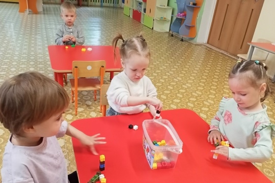 День Лего в группе «Ладушки»: строим, играем, развиваемся!
