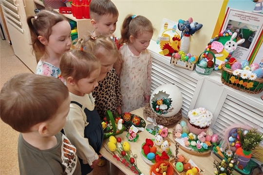 Пасхальные чудеса: выставка семейного творчества
