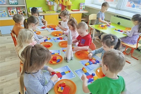 Игралочка»:космическое путешествие в группе «Лесная сказка»