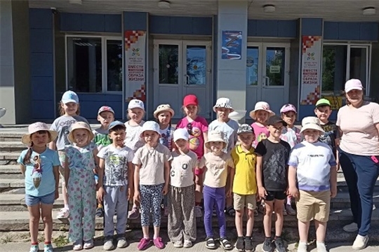 «По родному краю с рюкзаком шагаю»