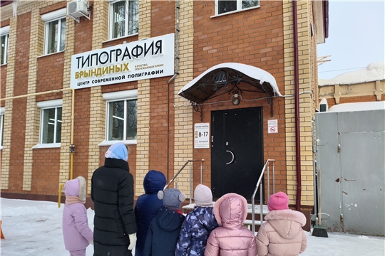 По родному краю с рюкзаком шагаю