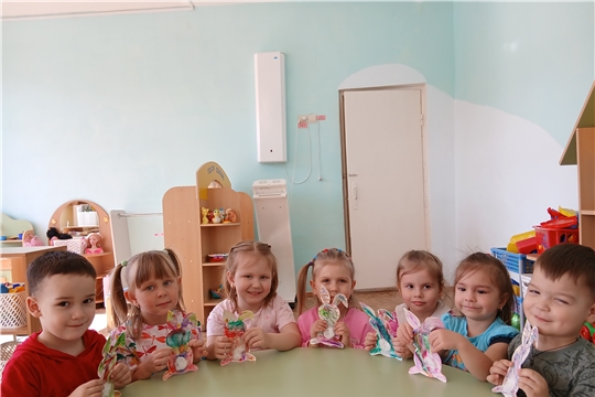 С Пасхой