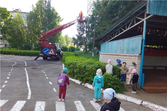 Наблюдение за спецмашиной 