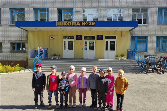 Экскурсия по территории школы