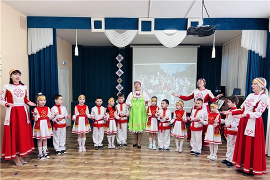 Литературная гостиная "Читаем на родном языке"