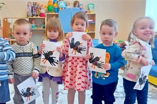 Ясные глазки, черные перышки