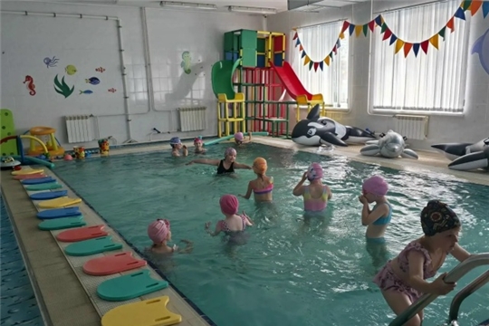 Дельфиненок