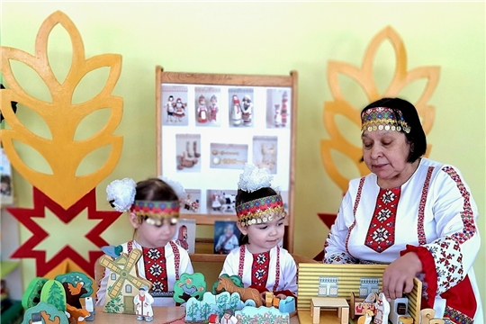 Чувашская культура сквозь призму игры: игровой набор "Чувашия — край ста тысяч вышивок"