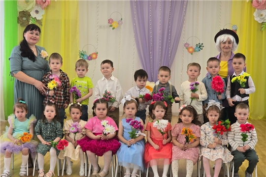 Весенние чудеса группы "Ромашка"