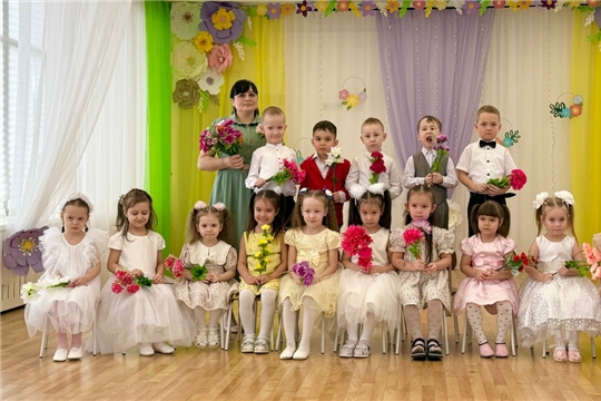 Поздравления и пожелания для мам и бабушек