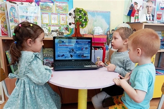 Весенние опасности: как вести себя на льду 