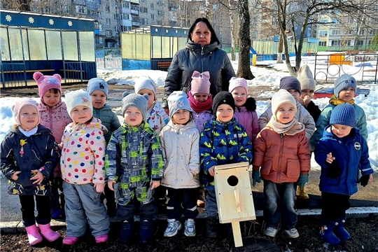 Домики для птиц: совместный труд детей и родителей