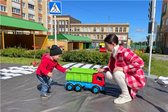 акция "Поиграем с мамой"