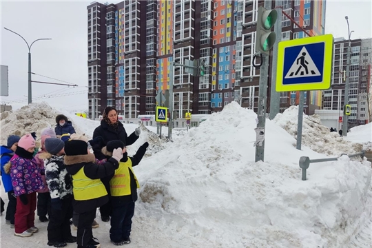 Безопасность на пешеходном переходе в зимний период. 