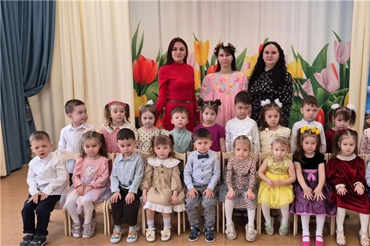 Музыкальные праздники в честь Международного женского дня прошли в группах «Радуга» и «Умка». 