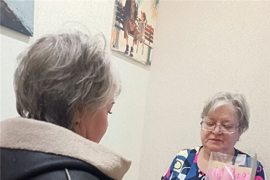 Цветы мамам героев: мы присоединились ко Всероссийской акции #ПоздравьМамуГероя
