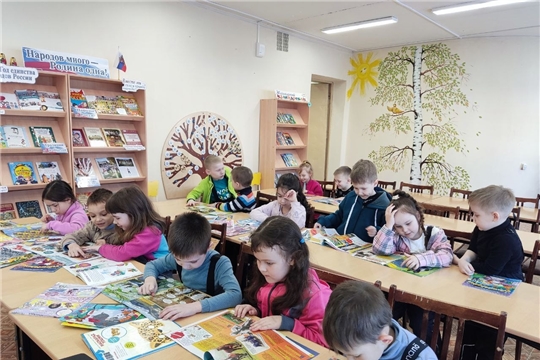 Воспитанники подготовительной группы «Лесная сказка» отправились в увлекательное путешествие «Книга от начала до современности» .