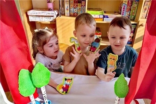Волшебство на ладошке: театр на пальчиках в младшей группе! 
