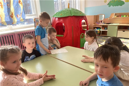 Дежурство в группе "Солнышко"