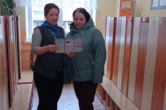 Ознакомительные беседы по информационным буклетам «#Зажгисиним», «#ЛюдиКакЛюди»