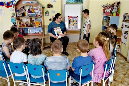 «Разговор по домофону. Кому можно открывать дверь?» беседа о безопасном поведении дома. 