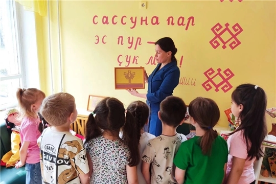 Познавательный час «Мой герб, мой флаг, моя республика». 