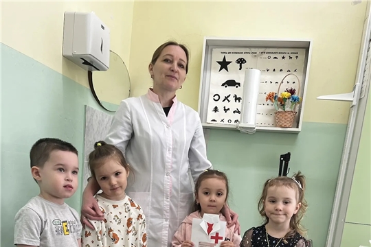 Воспитанники детского сада отмечают Международный день медицинской сестры 