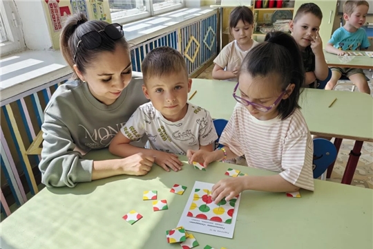 Итоговое отчетное занятие платной образовательной услуги " Я считаю до 10. Мир головоломок".