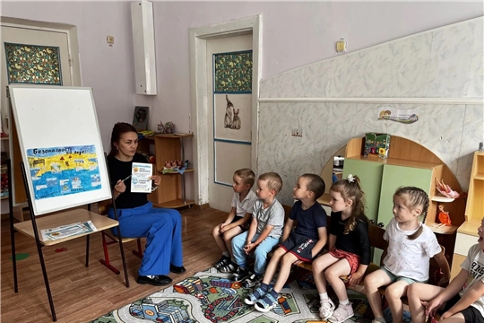 Безопасность на воде: учим малышей быть осторожными! 