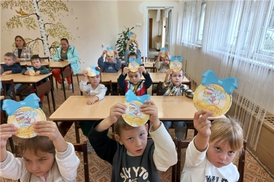 «Путешествие в Книжное Королевство»: экскурсия в библиотеке