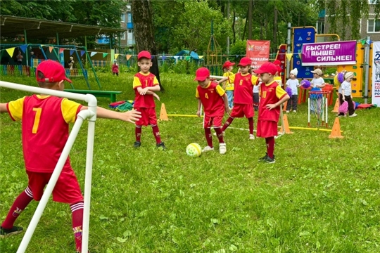 ФЕСТИВАЛЬ ИГР В РАМКАХ ПРОЕКТА «СПОРТИВНОЕ ЛЕТО»: СПОРТ, ДРУЖБА И МОРЕ ЭМОЦИЙ продолжается...