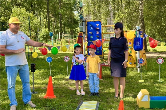 ПРОФИЛАКТИКА ДЕТСКОГО ДОРОЖНО-ТРАНСПОРТНОГО ТРАВМАТИЗМА НА ОСОБОМ КОНТРОЛЕ!