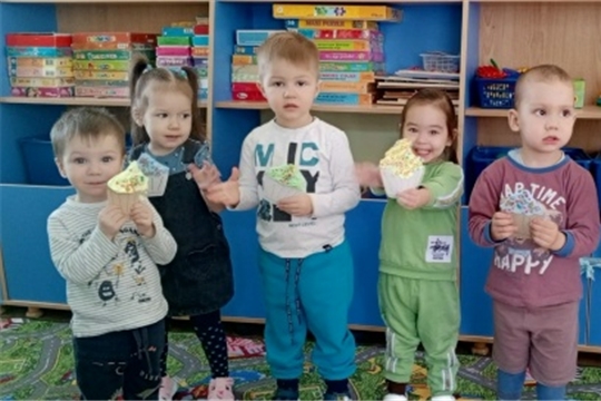 Продолжаем лепить из солёного теста