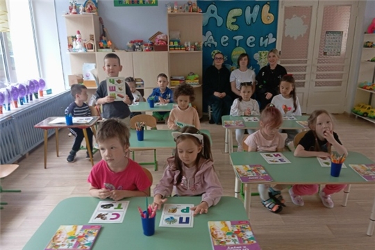 Итоговые занятия по дополнительной услуге "Пишичитай".