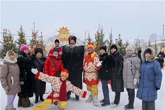 Сотрудники ДОУ приняли участие в городском патриотическом фестивале "Чебоксары- сила традиций. Время быть вместе!"
