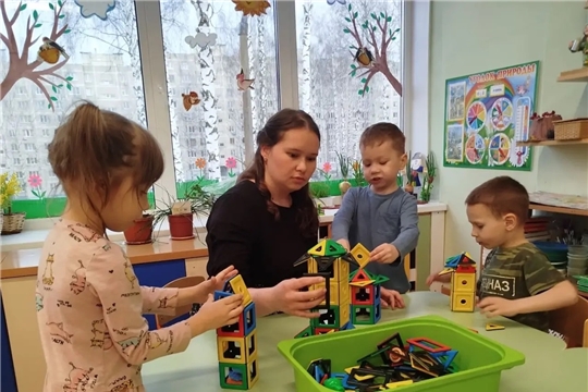 Творчество и развитие: играем с магнитным конструктором 