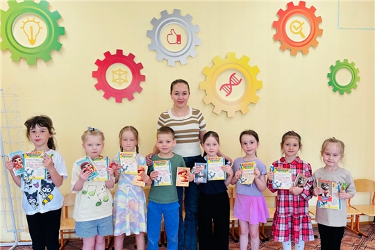 Прощаемся до осени с программой "Умелые ручки": Итоги года творчества! 