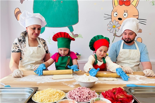 Семья, любовь и… ароматная пицца! Мастер-класс по приготовлению пиццы.