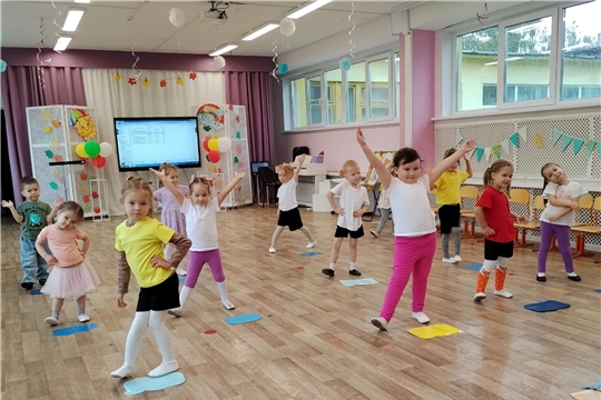 Танцевальный кружок "Капитошка" продолжает активно работать