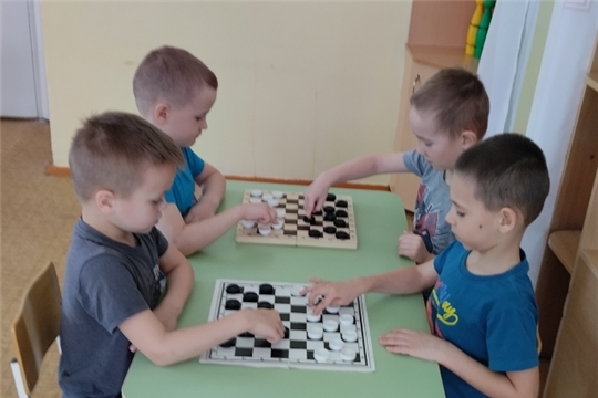 Шашки