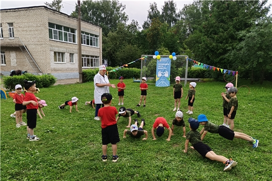 Физкультурный досуг «Мы растем здоровыми»