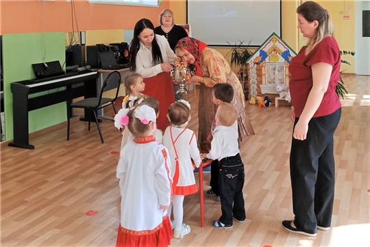 В гости к бабушке Анюк