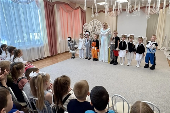 Театральная весна 