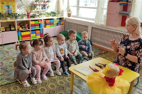 Воспитательная беседа на тему «Осторожно, колющие и режущие предметы!»